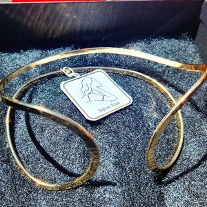 NWT upper arm cuff bracelet by Bella & Jack, gold hammered metal